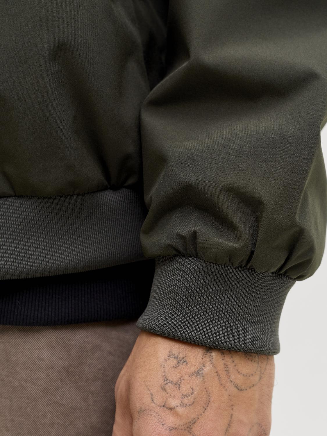 model_shot-detail
