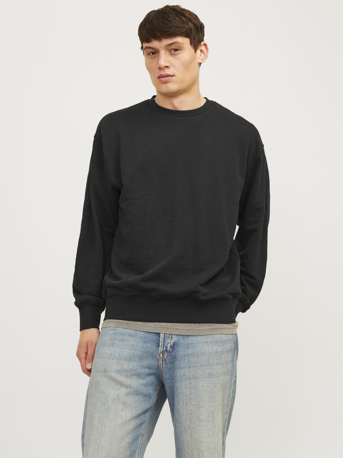 model_shot-front