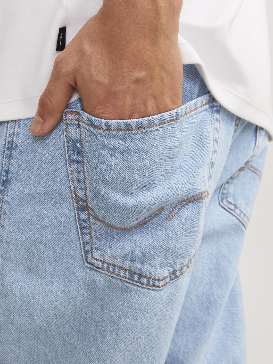 model_shot-detail