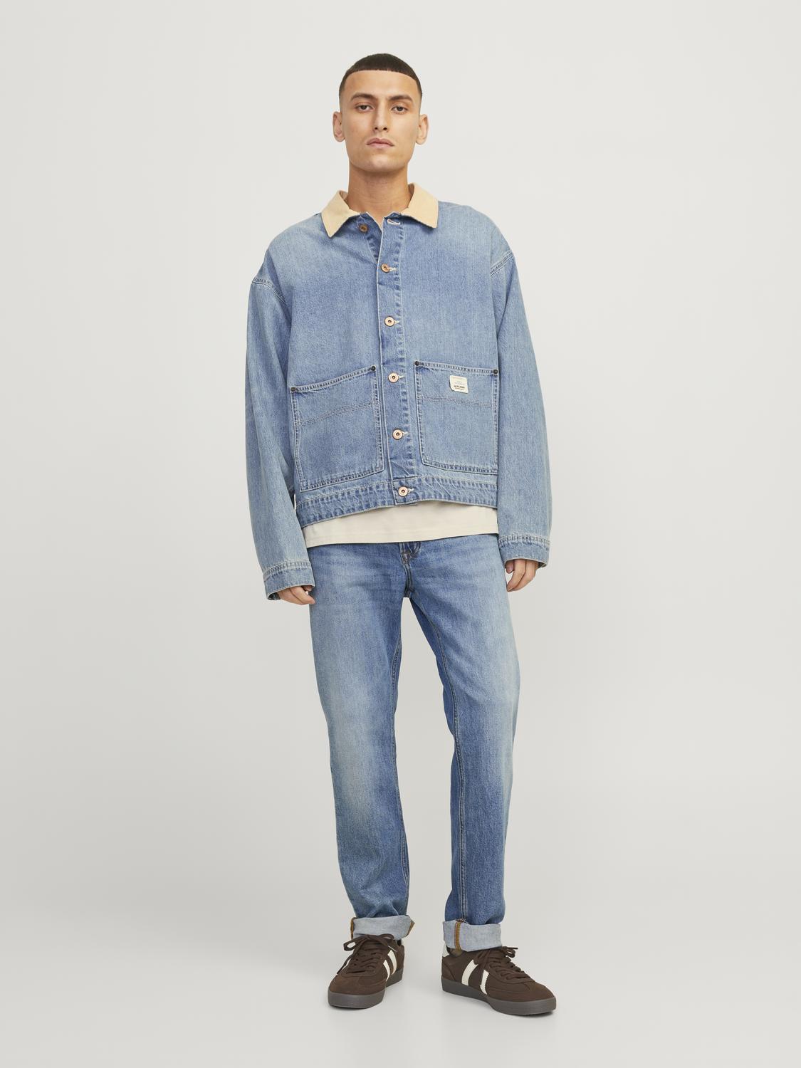 model_shot-front_full