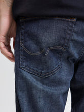 Load image into Gallery viewer, model_shot-detail
