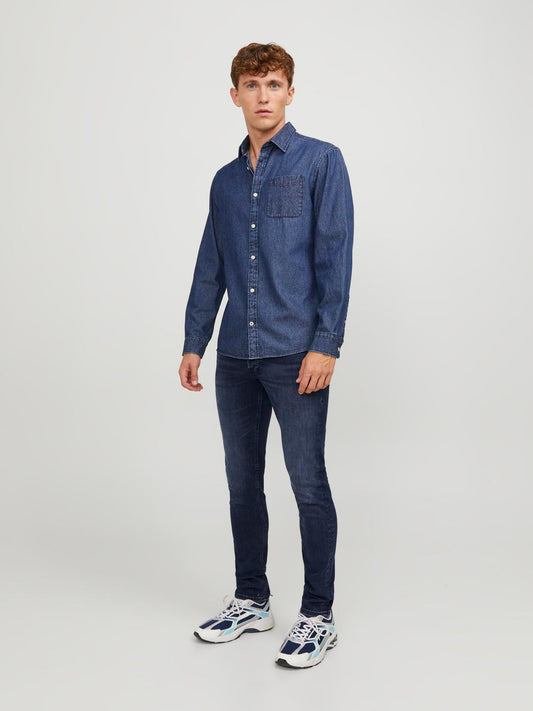 model_shot-front_full