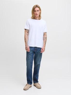 model_shot-front_full