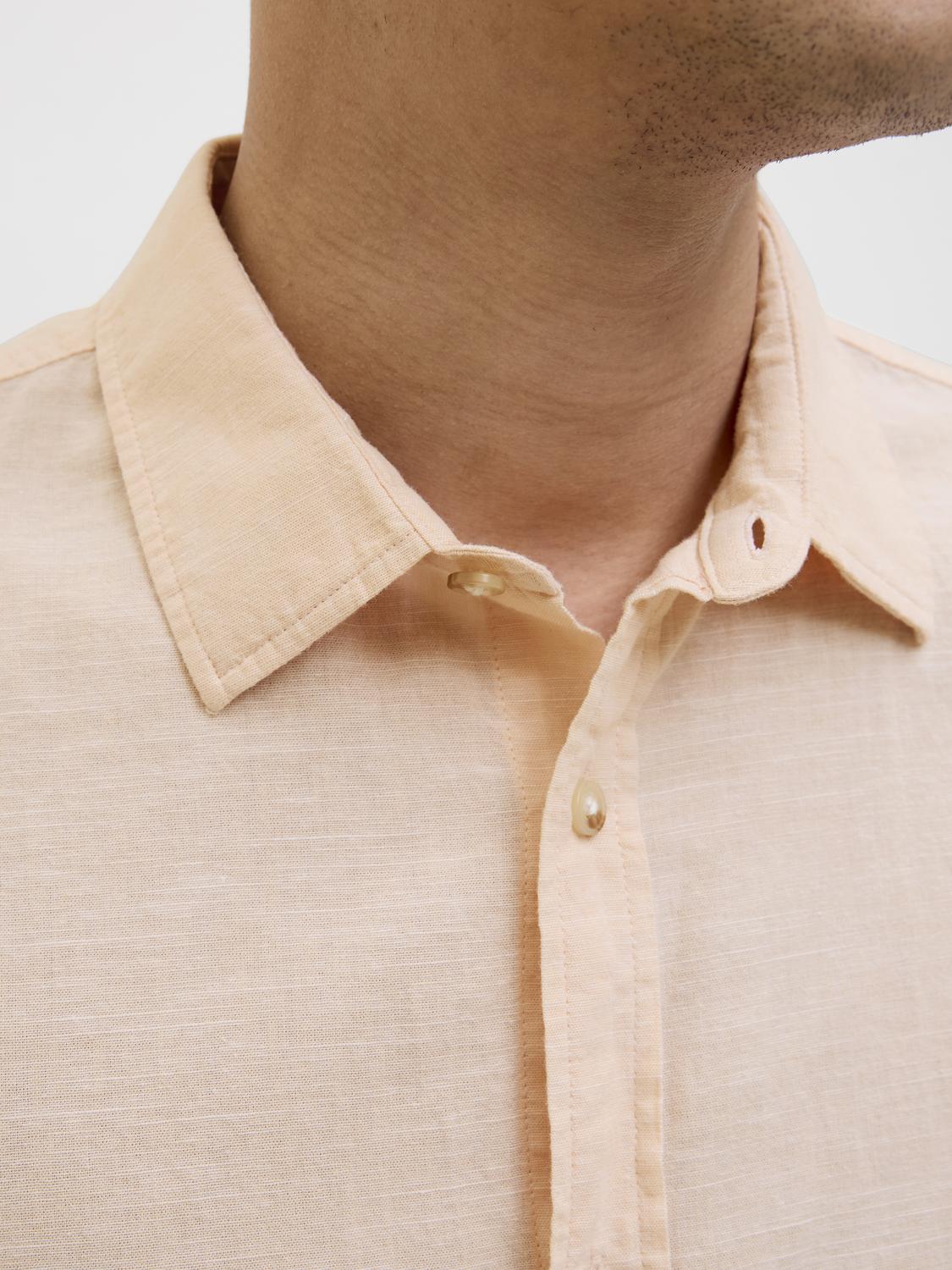 model_shot-detail