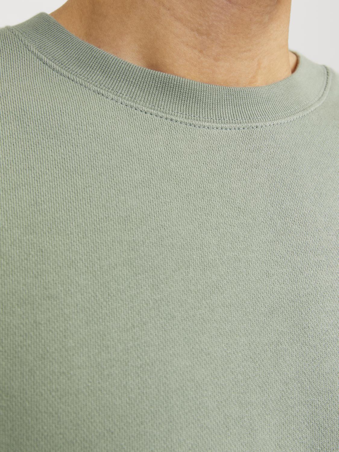 model_shot-detail