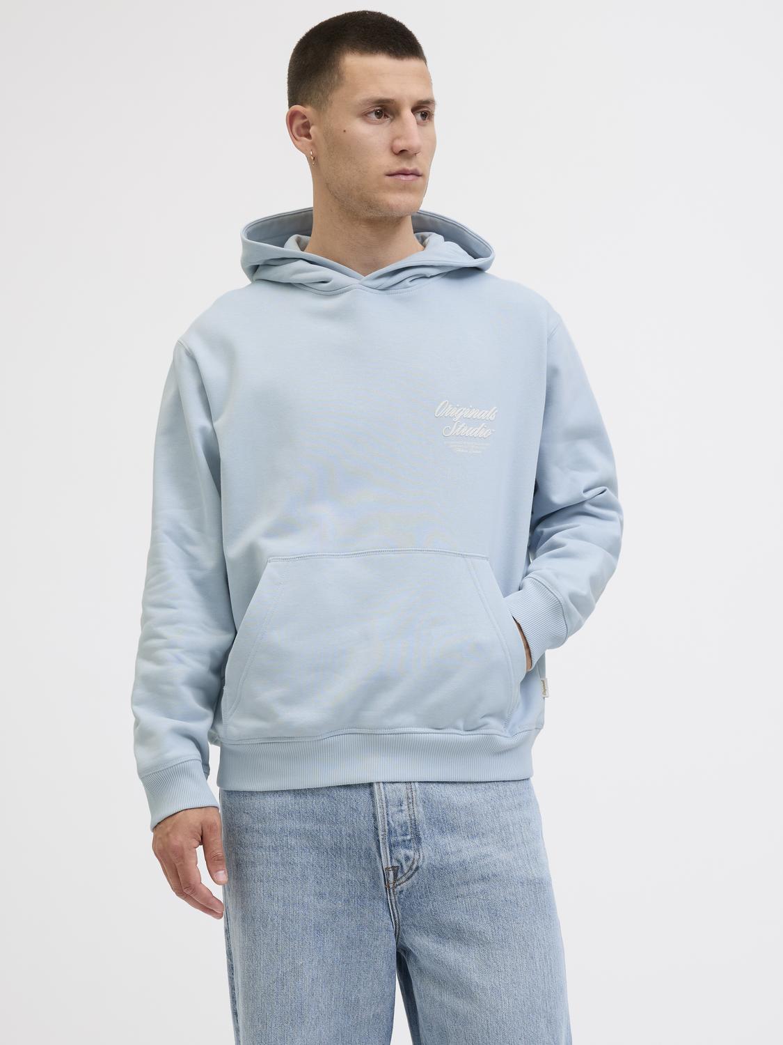 model_shot-front