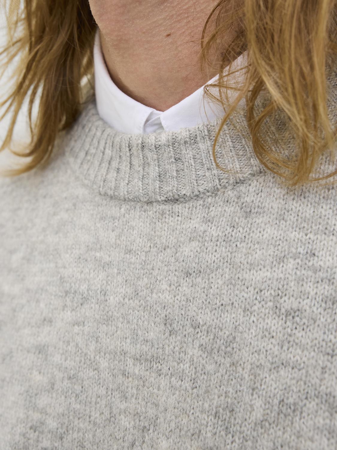 model_shot-detail