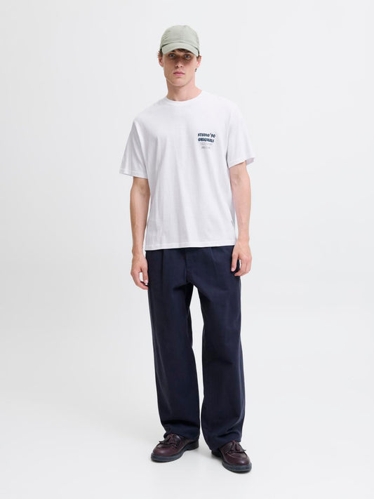 model_shot-front_full