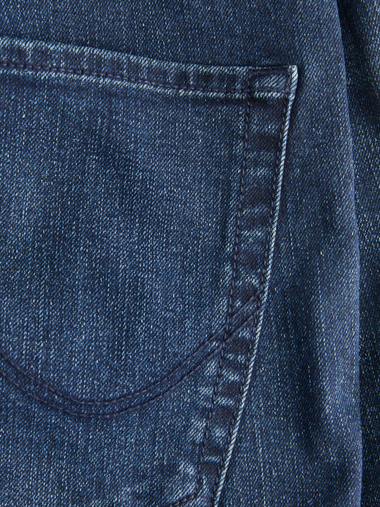 model_shot-detail