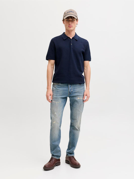 model_shot-front_full