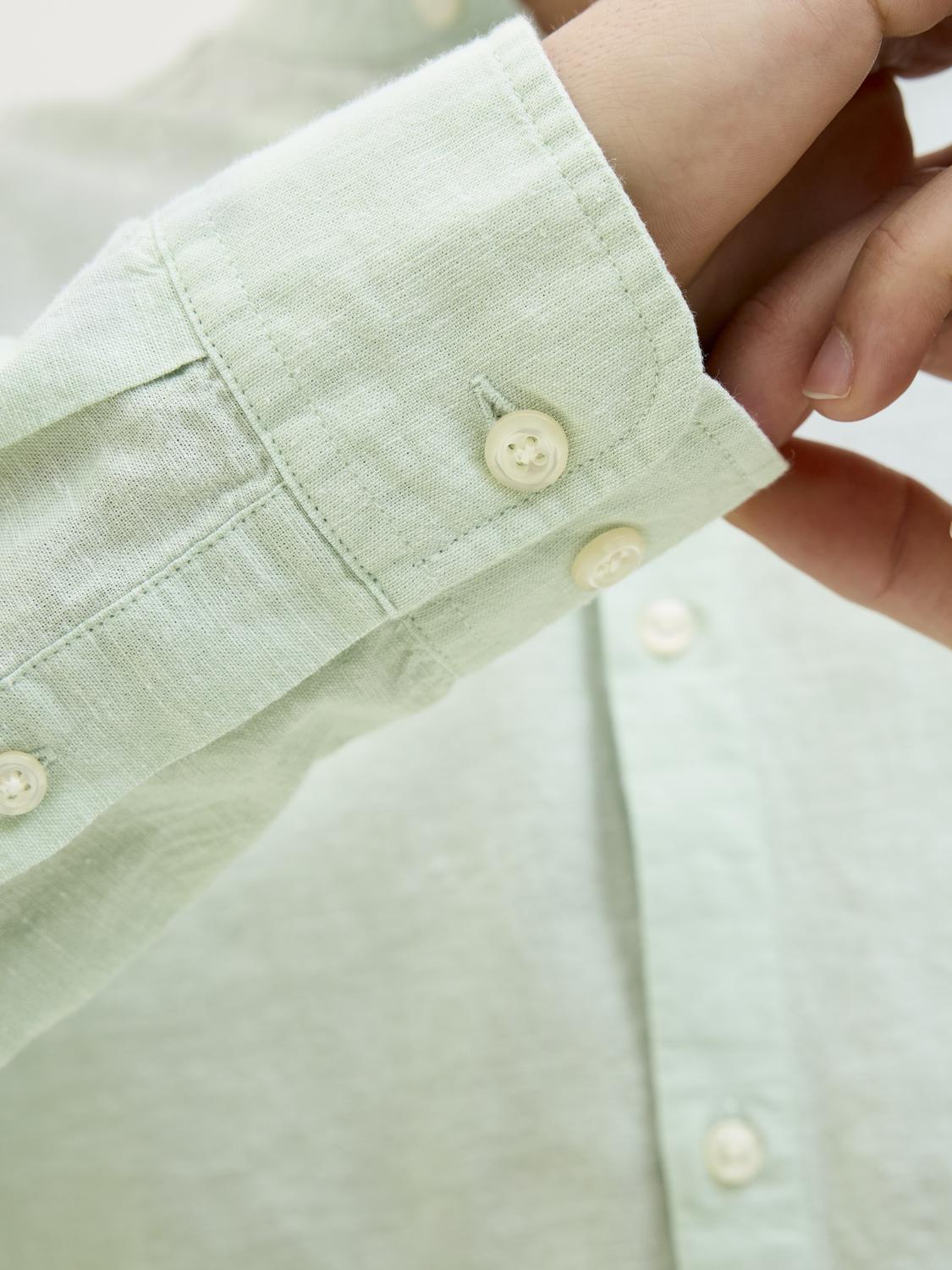 model_shot-detail