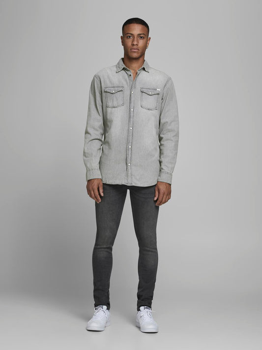 model_shot-front_full