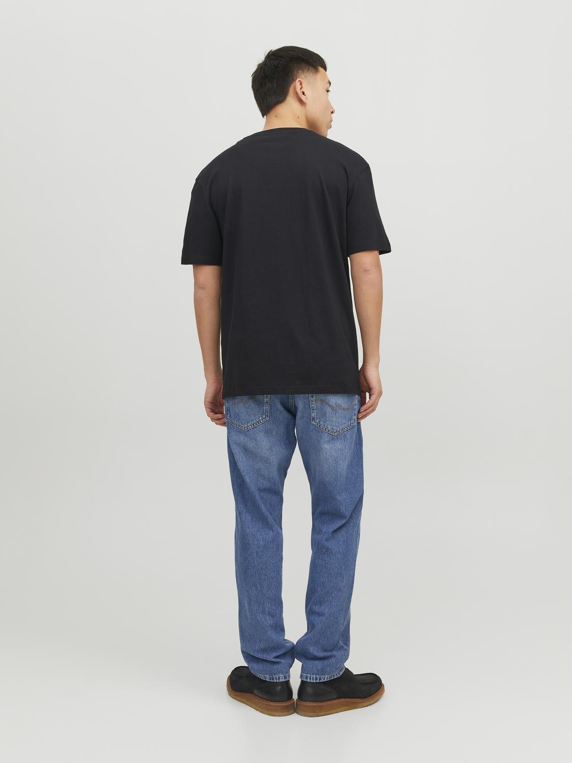 model_shot-back