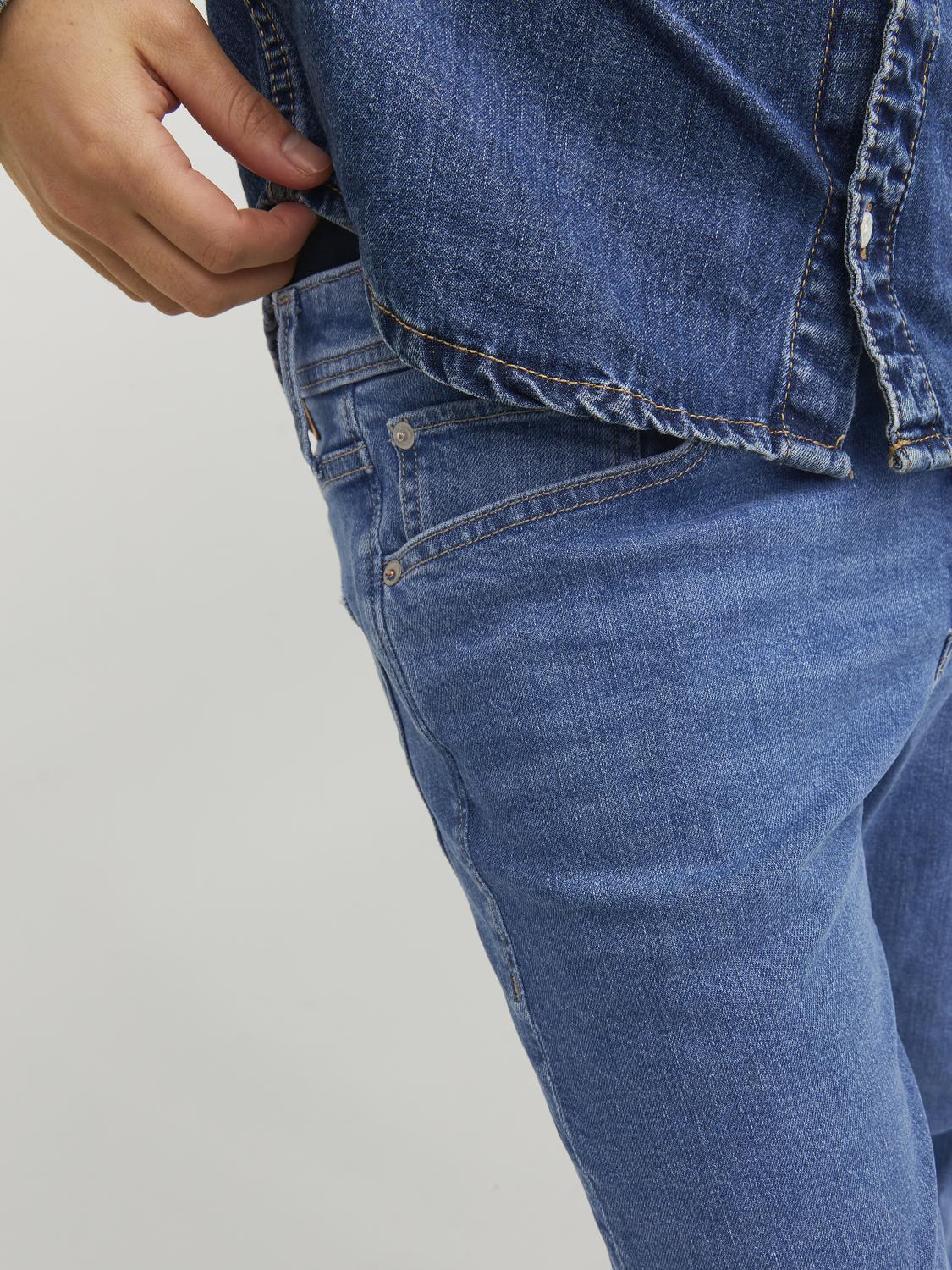 model_shot-detail
