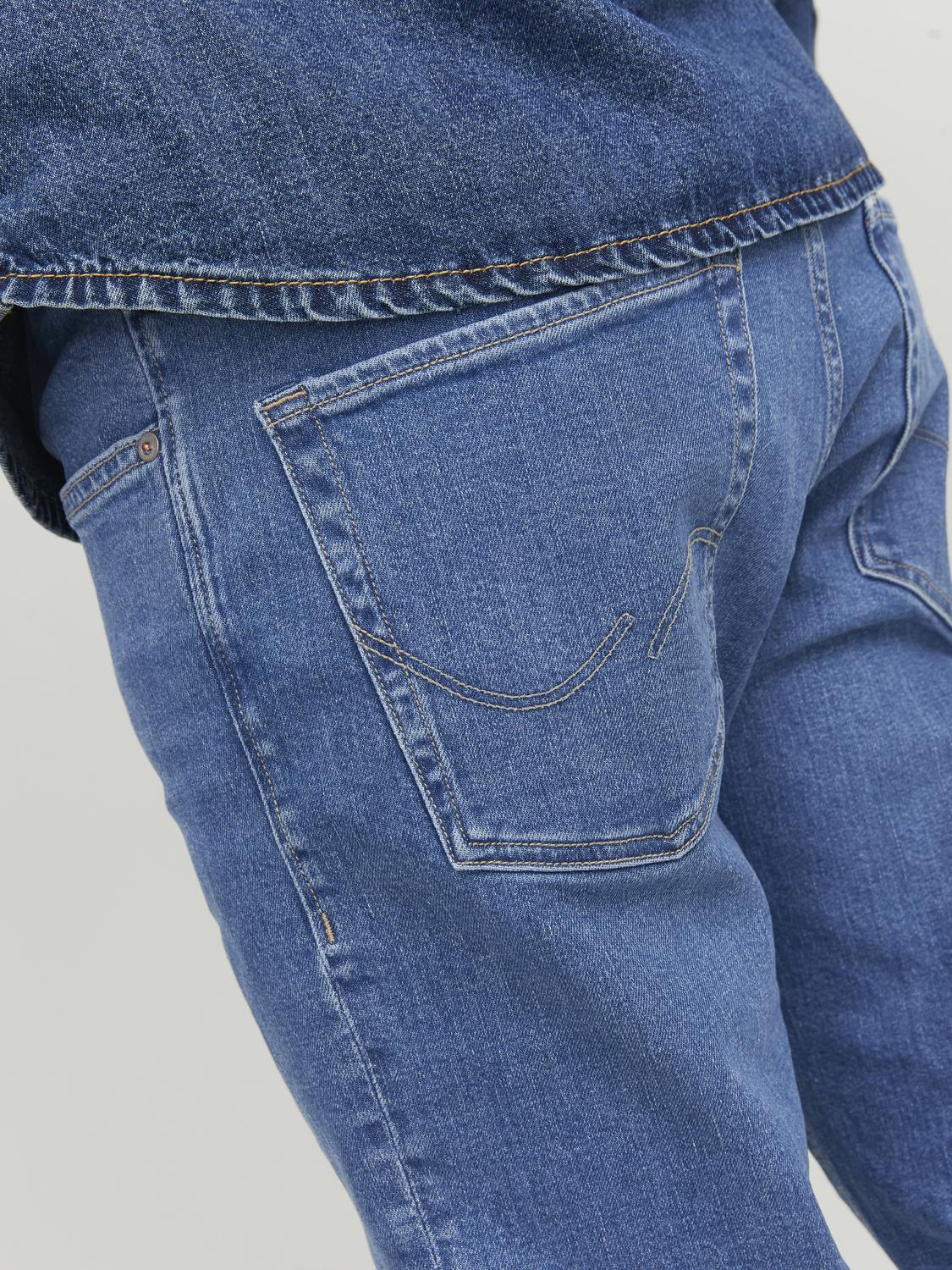 model_shot-detail