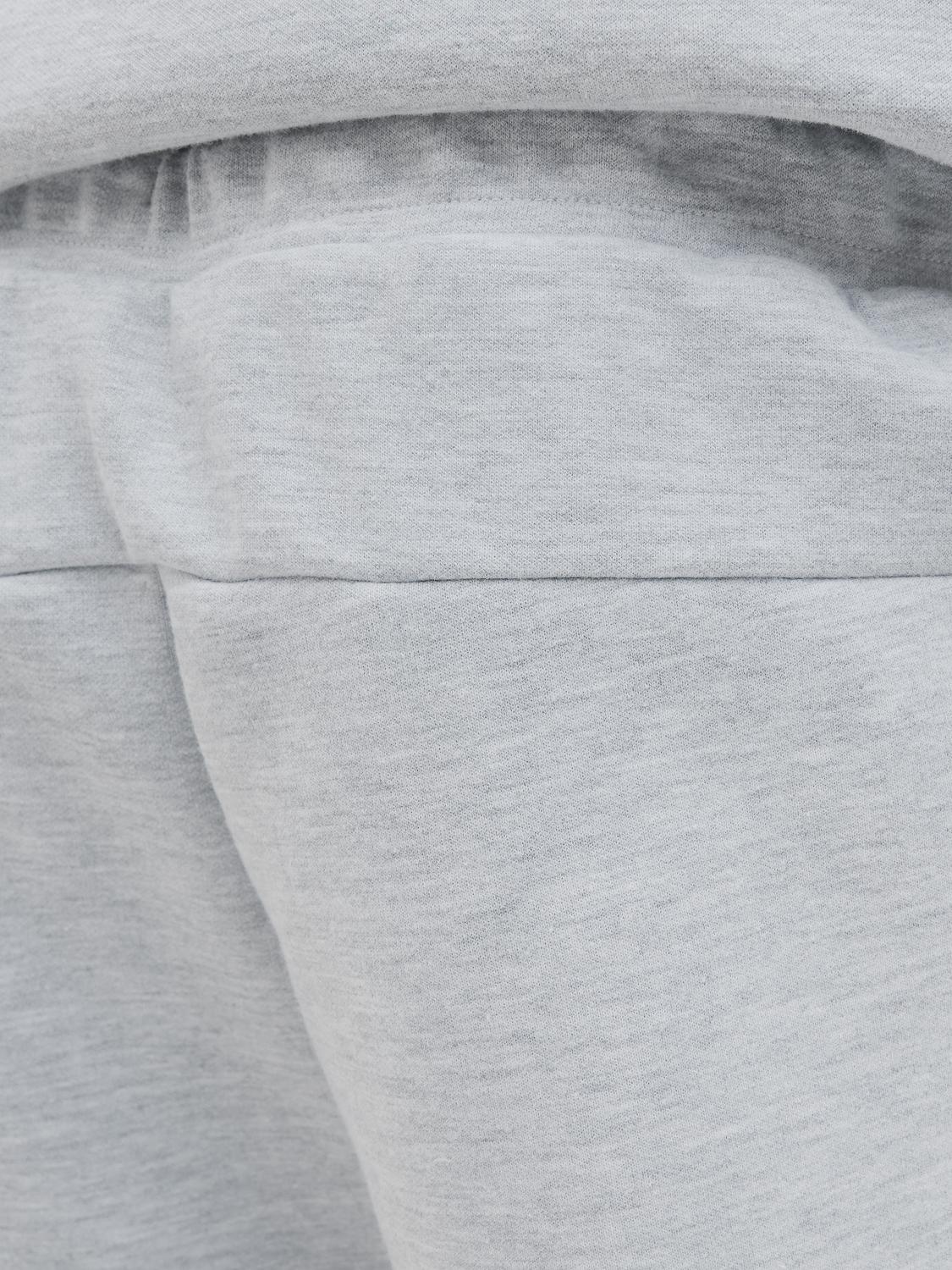 model_shot-detail
