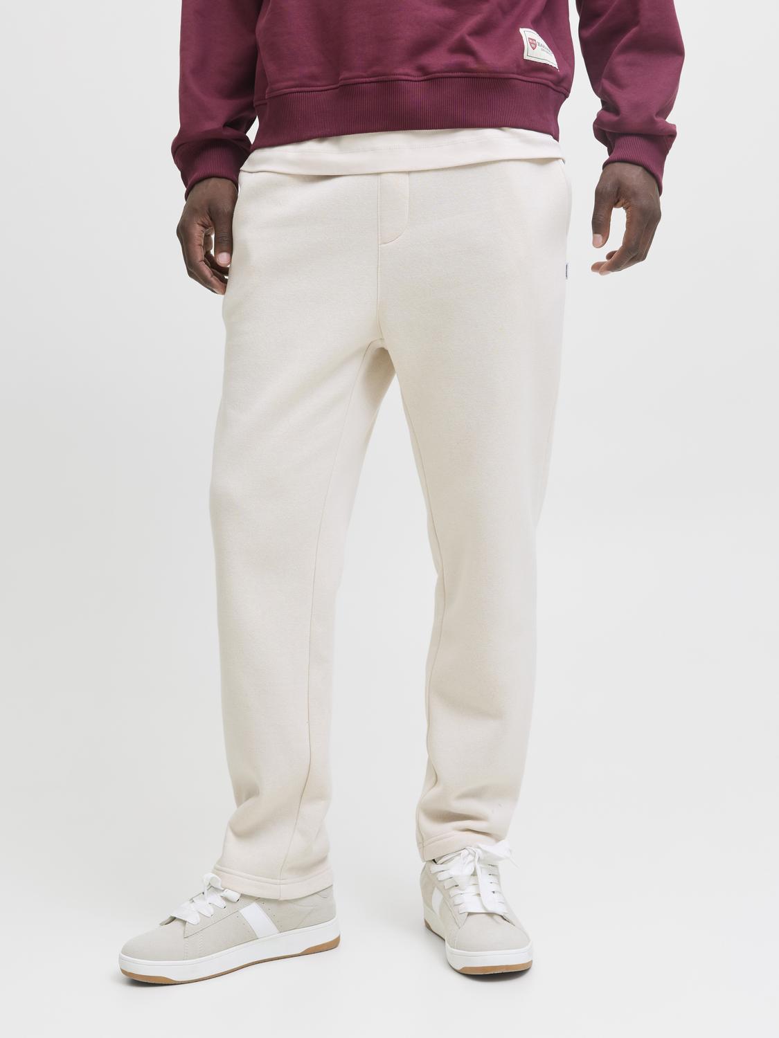 model_shot-front