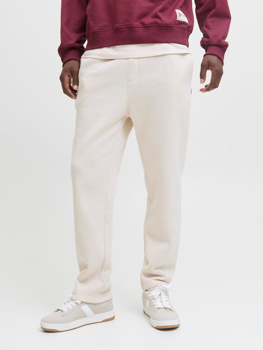 model_shot-front