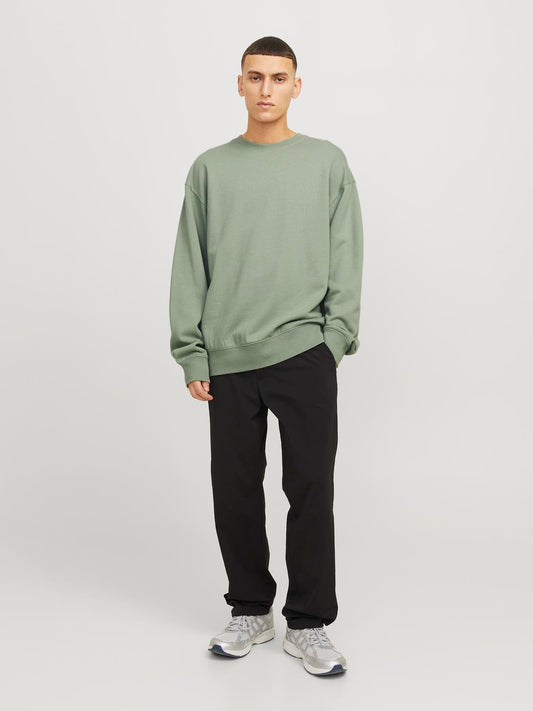 model_shot-front_full