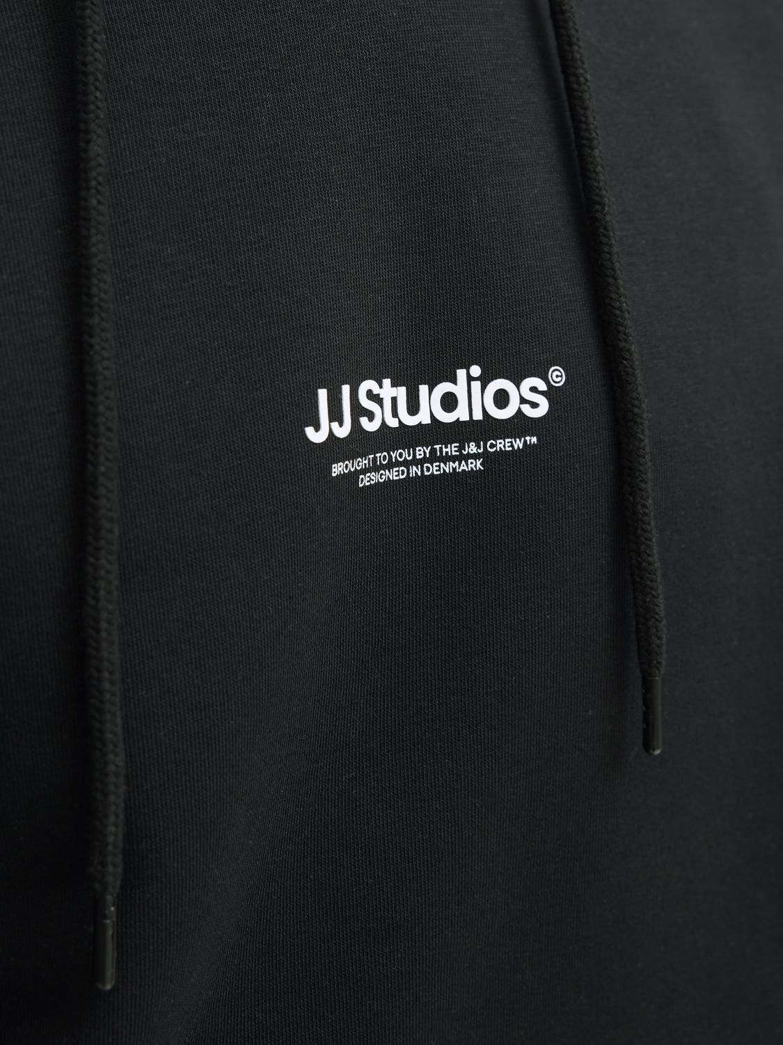 model_shot-detail