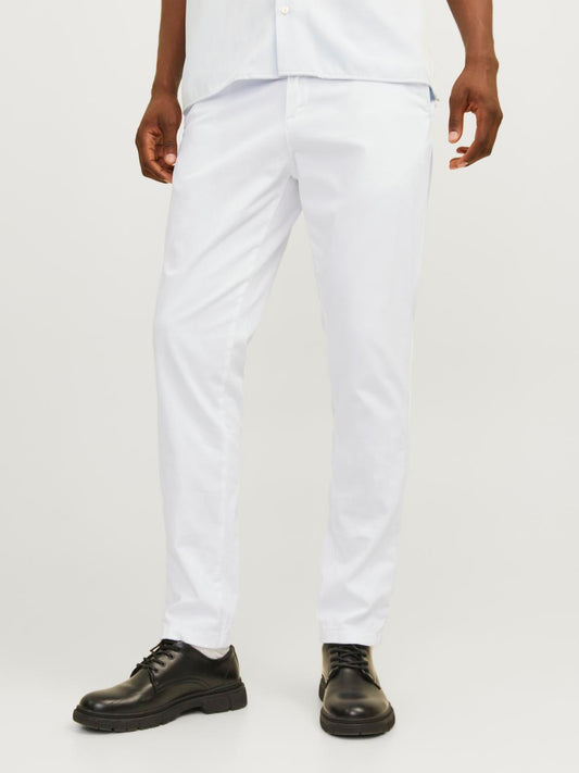 model_shot-front