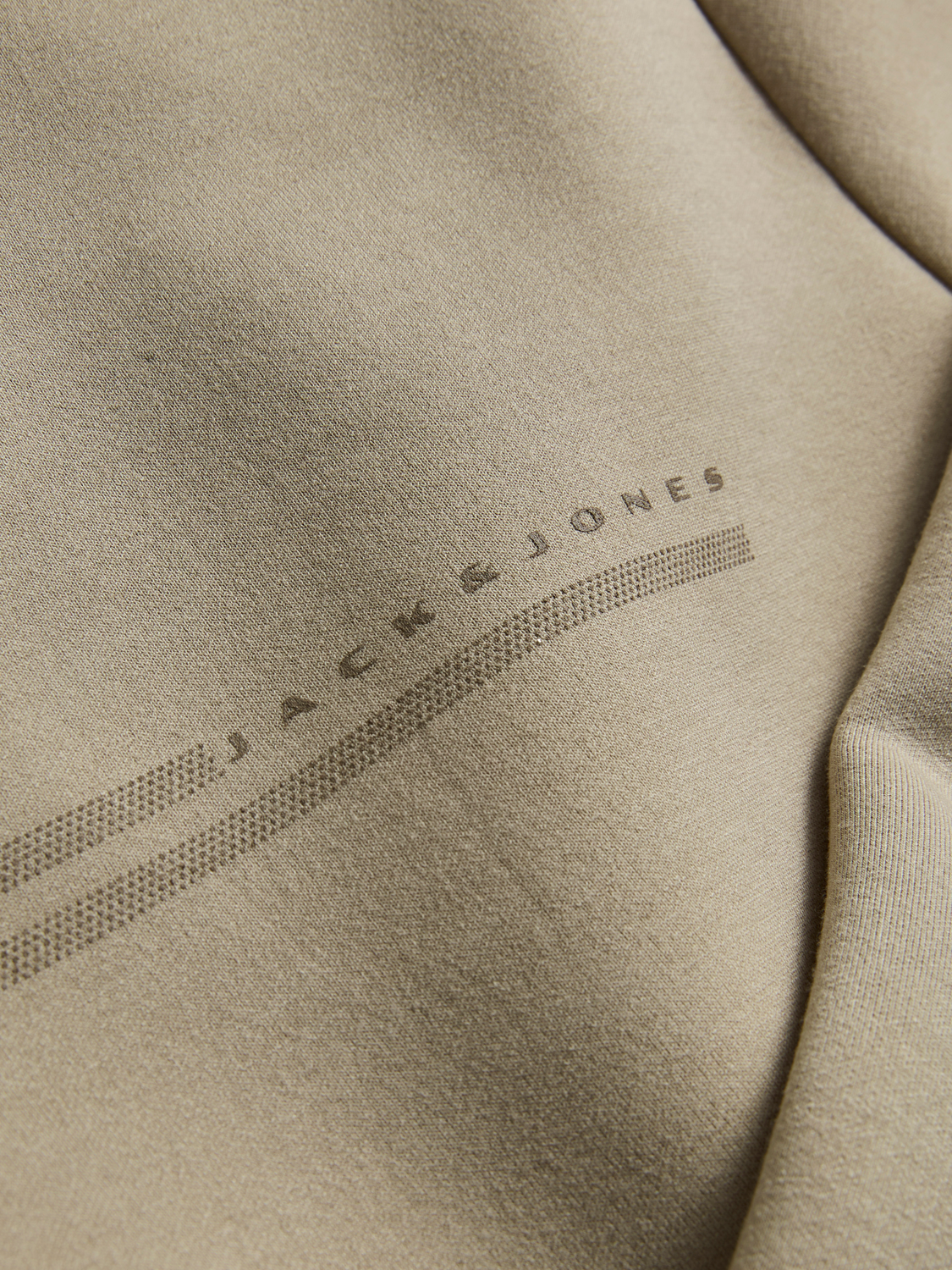 model_shot-detail