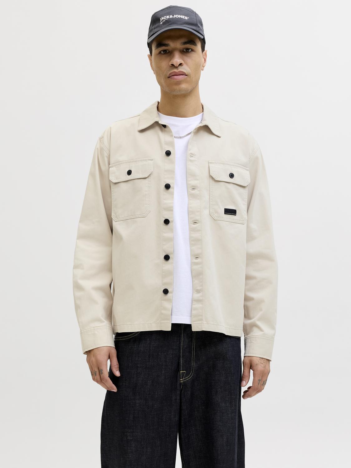 model_shot-front