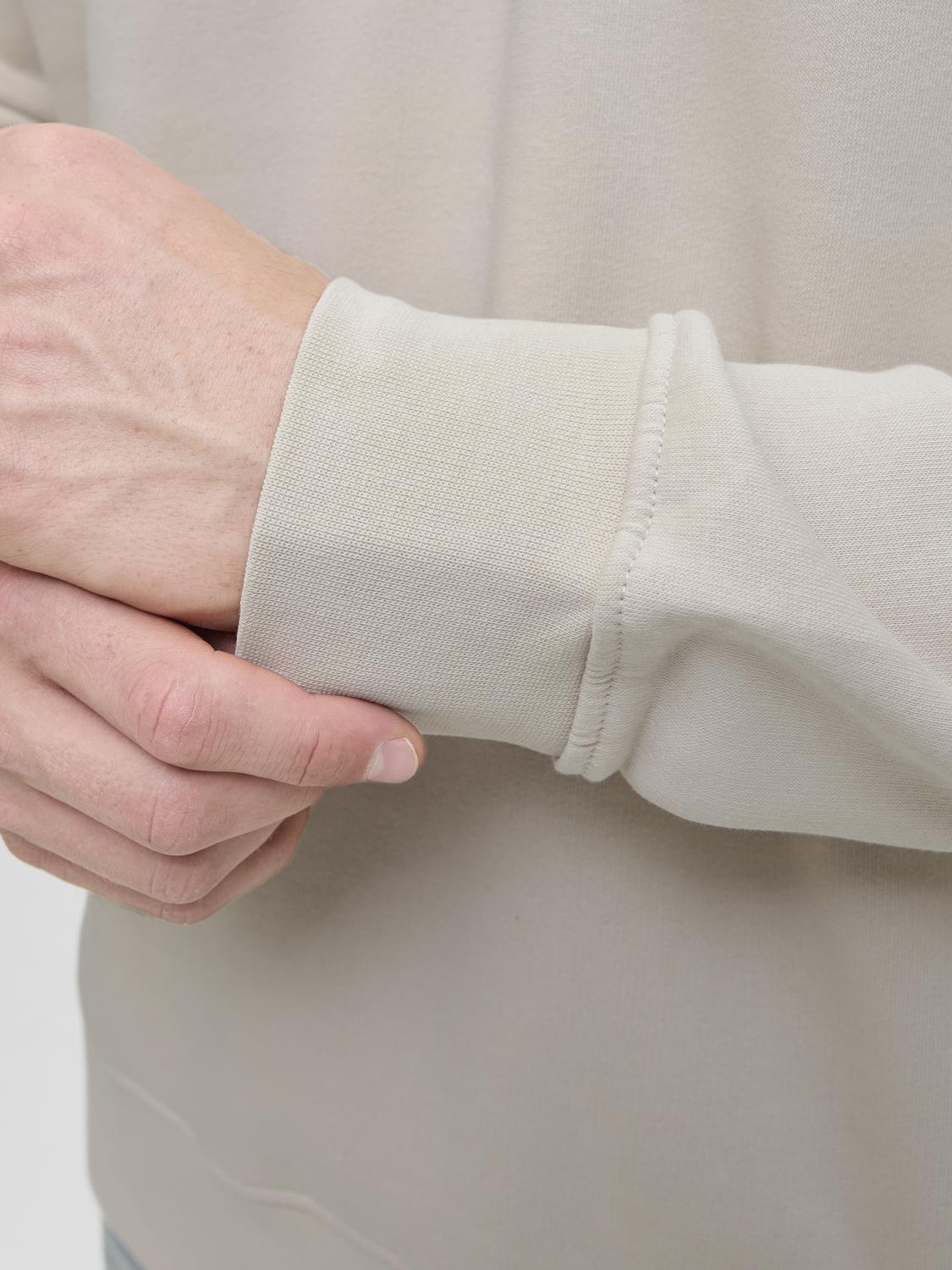 model_shot-detail