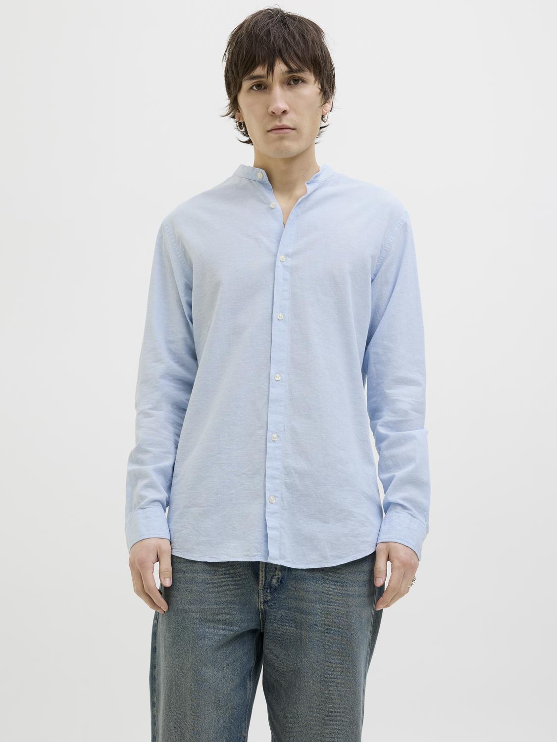 model_shot-front