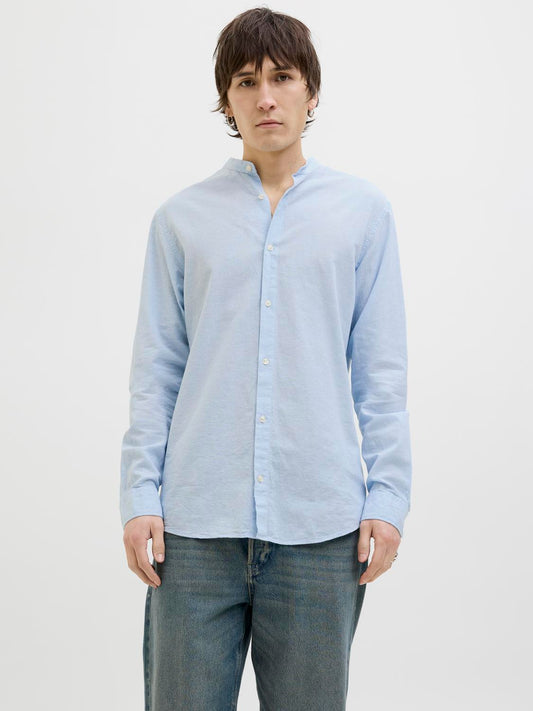 model_shot-front