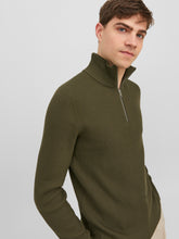 Load image into Gallery viewer, JPRCCPERFECT Pullover - Grape Leaf
