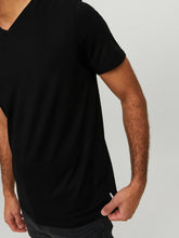 Load image into Gallery viewer, JJEORGANIC T-Shirt - Black
