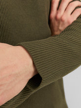 Load image into Gallery viewer, JPRCCPERFECT Pullover - Grape Leaf
