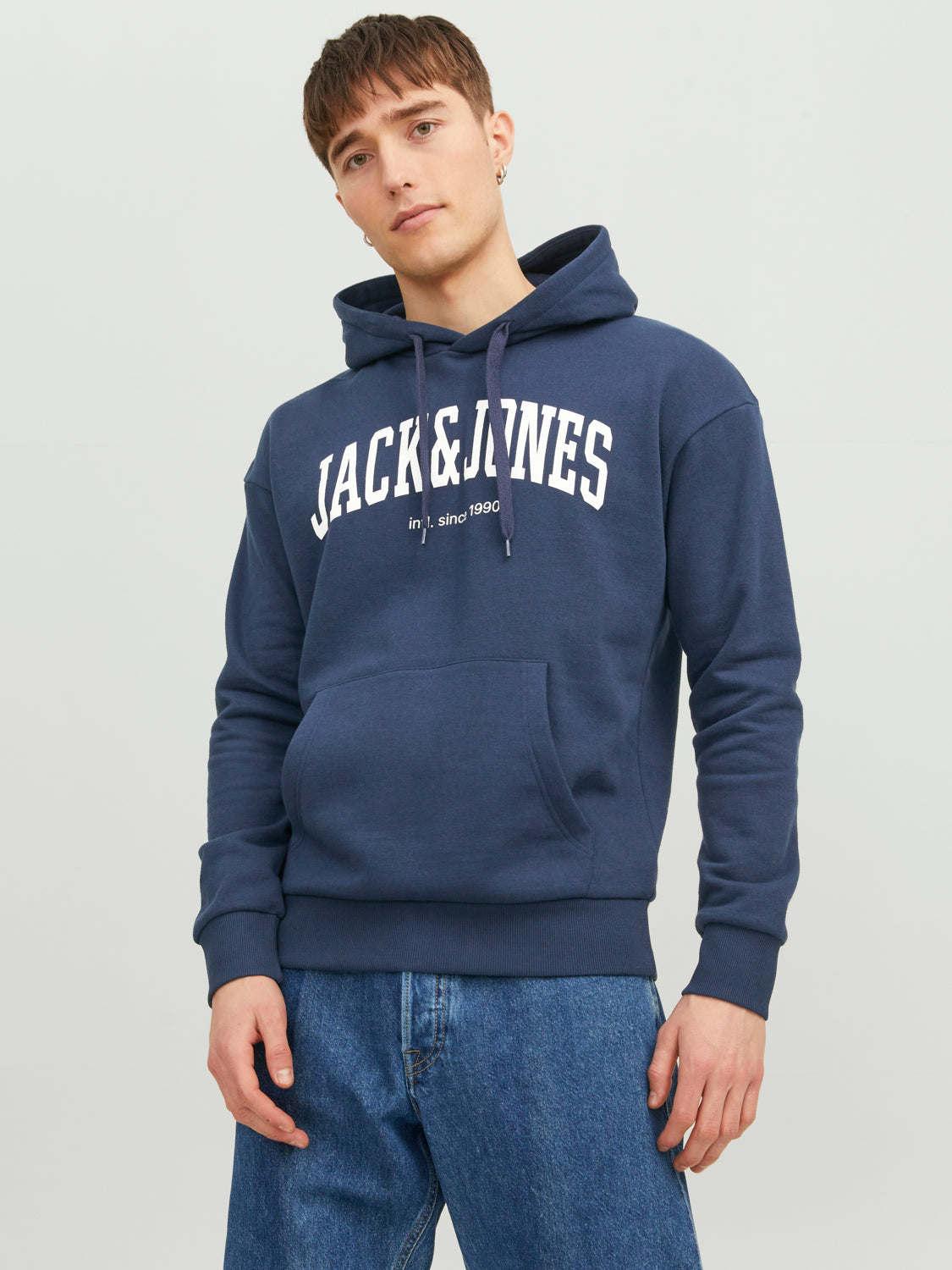 JACK & JONES | 
              JJEJOSH Sweat - Navy Blazer