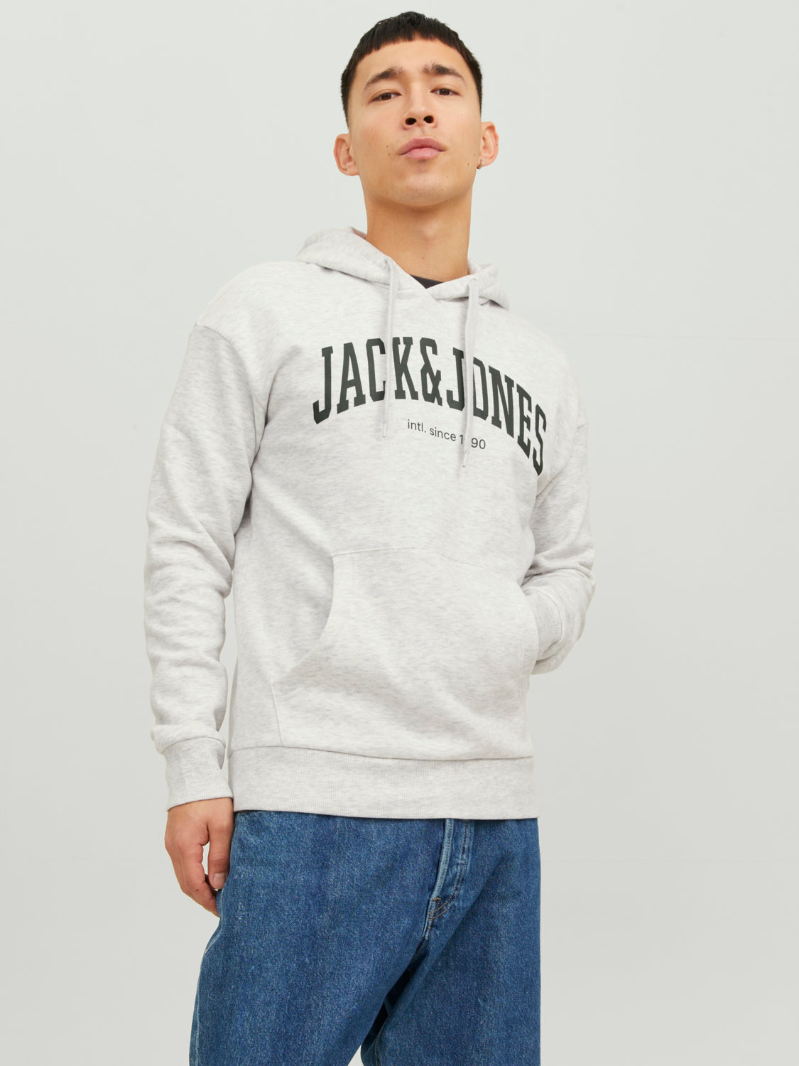 JACK & JONES | 
              JJEJOSH Sweat - White Melange