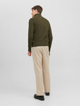 Load image into Gallery viewer, JPRCCPERFECT Pullover - Grape Leaf
