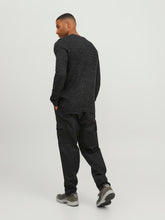 Load image into Gallery viewer, JCOTWIST Pullover - Black
